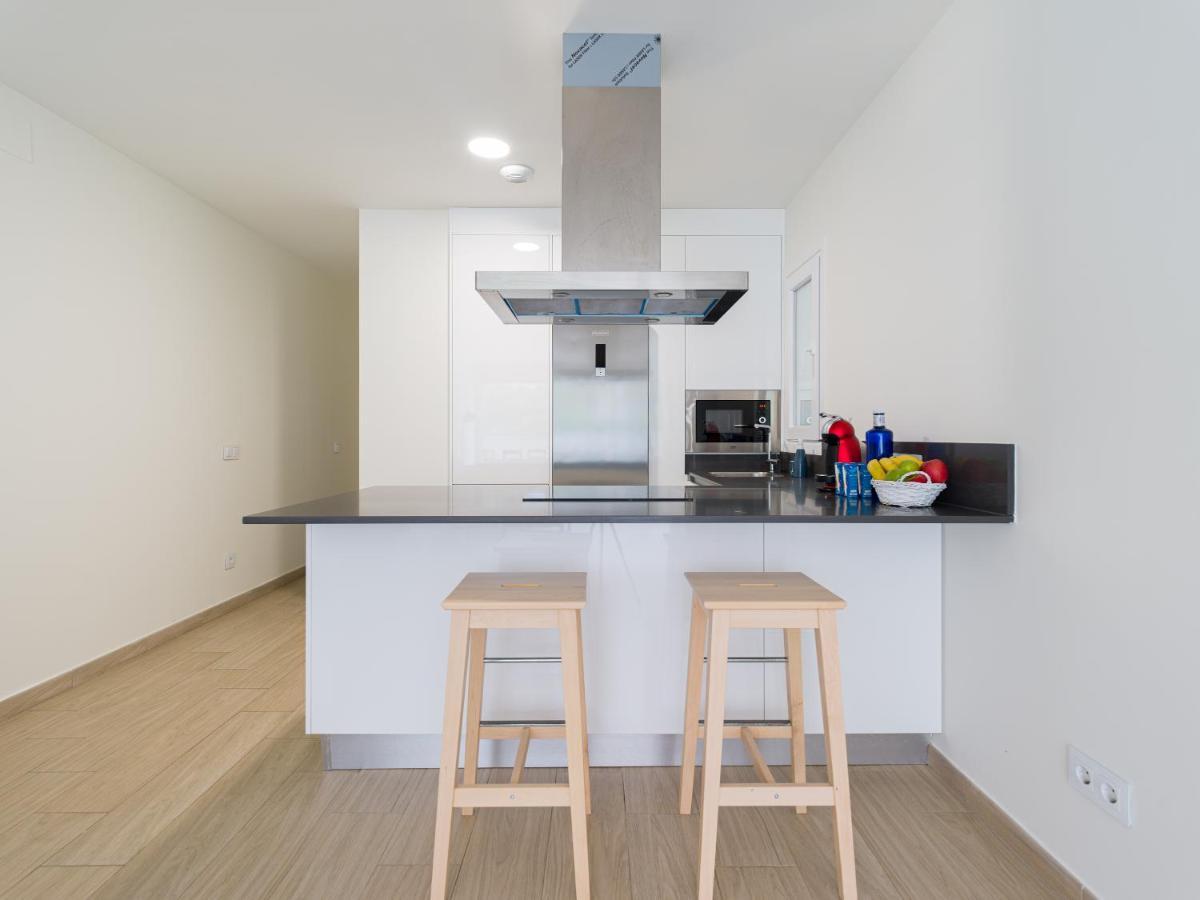 Homeforguest Modern Apartment In Las Canteras With Parking Лас-Пальмас-де-Гран-Канария Экстерьер фото